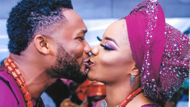 Itunu Lawal ati ọkọ rẹ