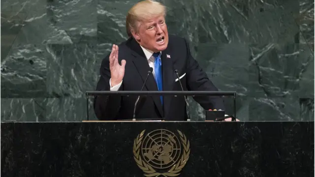 डोनल्ड ट्रंप