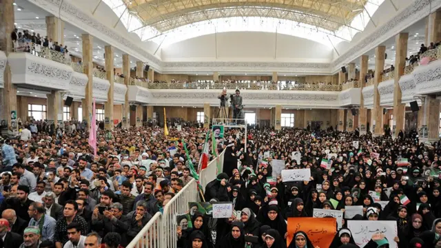 جمعیت حاضر در سخنرانی ابراهیم رئیسی