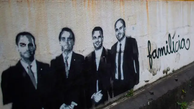 Grafite da família bolsonaro