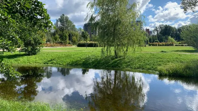 Један од паркова у Риги