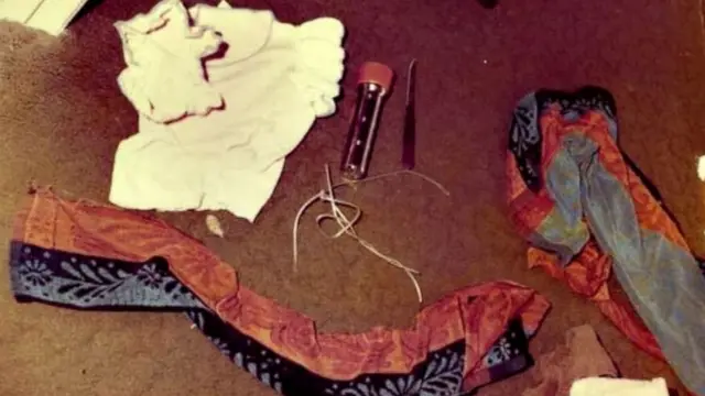 FBI, 'Gıolden State katili'nin işlediği bir cinayetin ardındanolay yeri fotoğraflarını basınla paylaşmıştı.