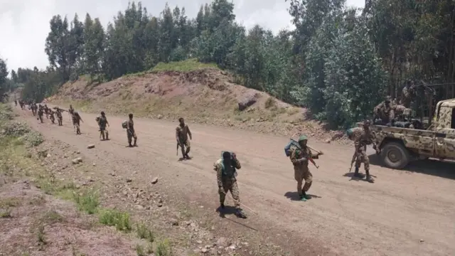 Raayyaan Ittisa Biyyaa Itoophiyaa hidhattoota Faannoo waliin walitti bu'iinsa erga seene waggaa ta'uf deema