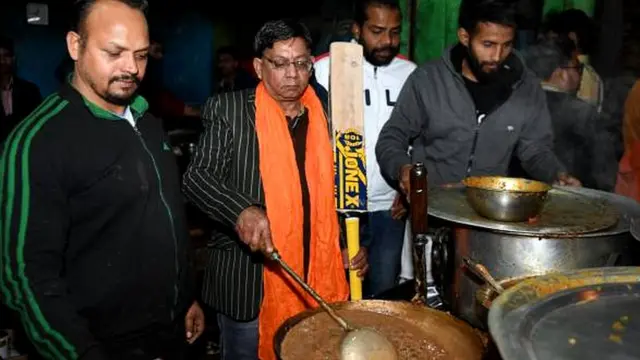 ਬਾਲ ਕ੍ਰਿਸ਼ਨ ਸ਼ਰਮਾ ਤਿੰਨ ਵਾਰ ਲੋਕ ਸਭਾ ਚੋਣਾਂ ਆਜ਼ਾਦ ਉਮੀਦਵਾਰ ਦੇ ਤੌਰ 'ਤੇ ਲੜ ਚੁੱਕੇ ਹਨ।