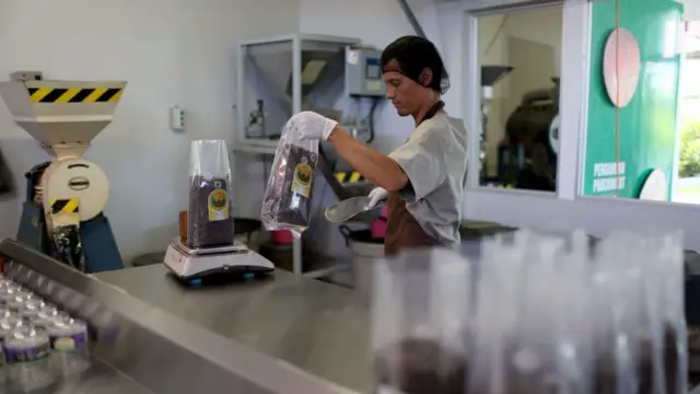 Hasta ahora la crisis de liquidez gubernamental no afecta la economía de Costa Rica.