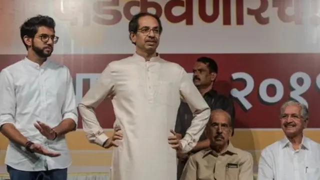 उद्धव ठाकरे, शिवसेना, भाजप, कर्नाटक