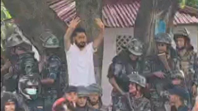 नक्खु कारागारबाट बाहिर निस्किनुअघि रवि लामिछाने