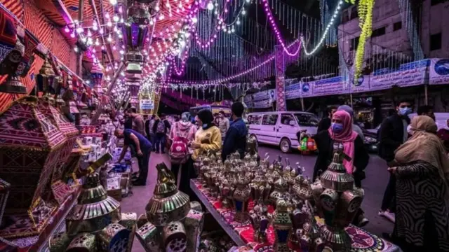 فوانيس رمضان في حي شبرا في القاهرة