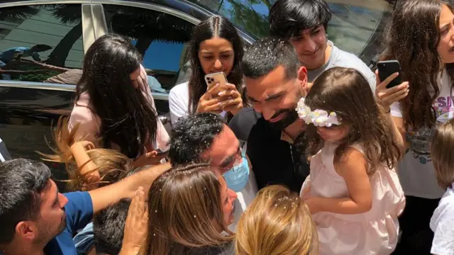 قالت عائلة تاج الدين في بيان إن إطلاق سراحه جاء إثر "التماس إنسانيّ قدّمه محاموه"