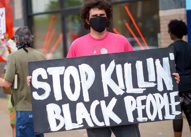 Акция протеста в Миннеаполисе