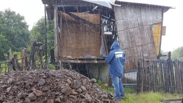 Casa destruída na provínciaum x betGuayas, no Equador