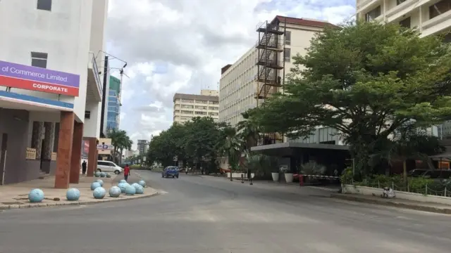 Empty street for Dar es Salaam