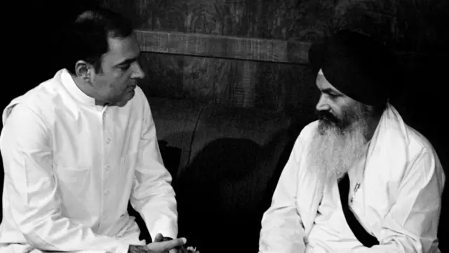 राजीव गांधी और हरचंद सिंह लोगोंवाल