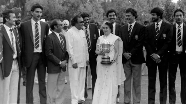 দেশে ফেরার পর বিশ্বকাপজয়ী ক্রিকেটাররা, প্রধানমন্ত্রী ইন্দিরা গান্ধীর সঙ্গে