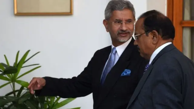 ભારત જે સંસ્થાનો સ્થાયી સભ્ય છે ભારતને બાદ કરતાં તેના તમામ સભ્ય દેશો અફઘાનિસ્તાનમાં તાલિબાન મામલે એક છે