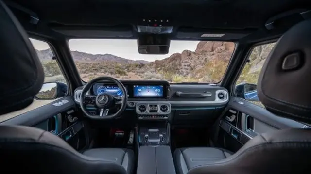 سیستمی برای کلاس G الکتریکی طراحی شده که صدای موتور دیزل این مدل را در اتاق پخش می‌کند