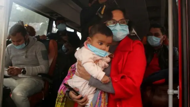 চীন থেকে ফেরা বাংলাদেশীদের আশকোনার হজ ক্যাম্পে কোয়ারেন্টিন করা হয়