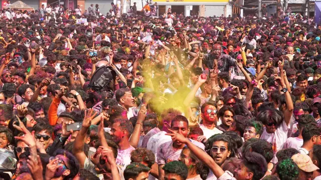 काठमाण्डूमा फागु पूर्णिमा