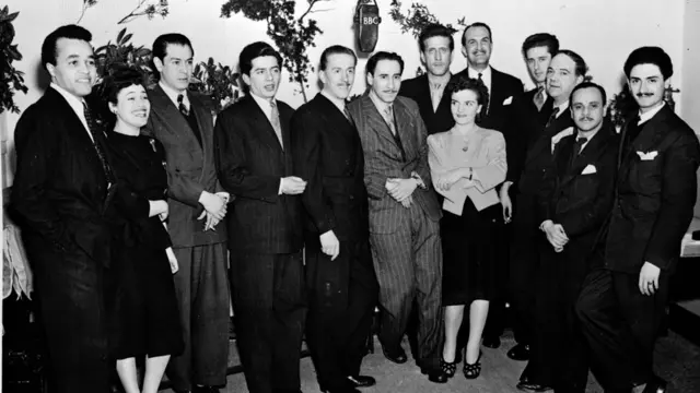 Una recepción en 1948 por el casamiento de dos integrantes chilenos del Servicio Latinoamericano, Bélgica Castro y Domingo Tessier.