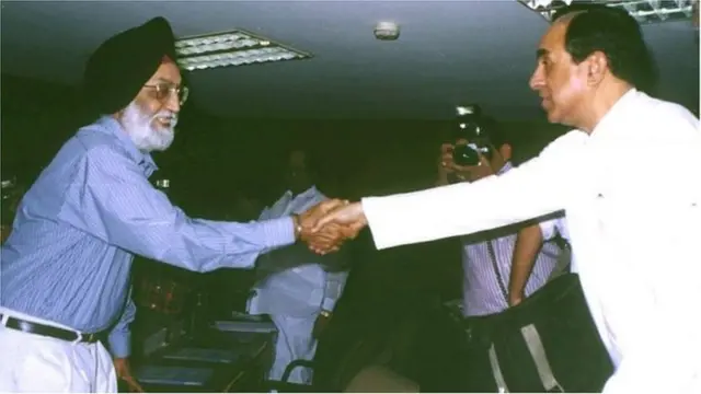 ఎం.ఎస్.గిల్‌తో సుబ్రమణ్యం స్వామి