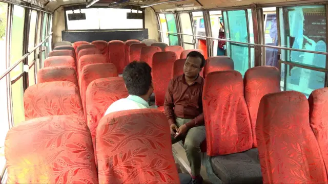 রাকিবের (ছদ্মনাম) বাবা বলছেন, তার ছেলে সন্তান যে কোন পুরুষ দ্বারা যৌন নির্যাতনের শিকার হতে পারে সে বিষয়টি কখনোই তার ধারণায় ছিলো না।