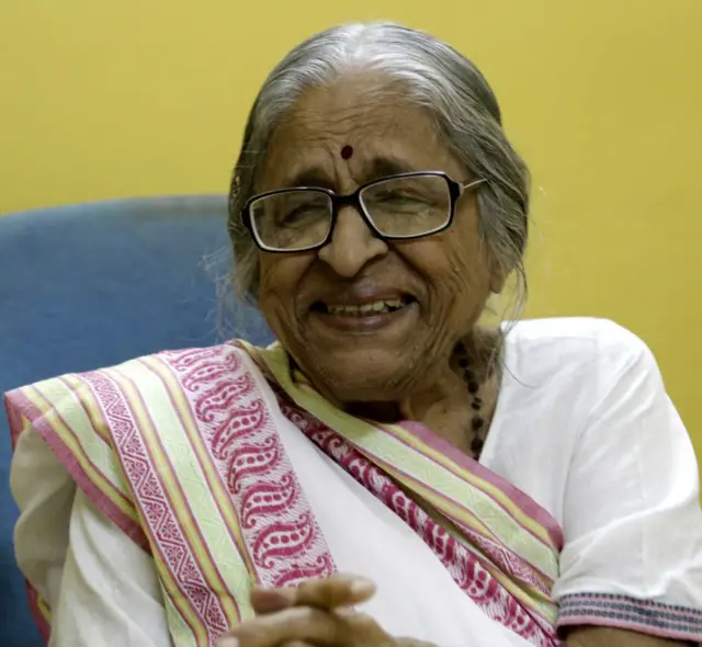 ખુશખુશહાલ ધીરુબહેન