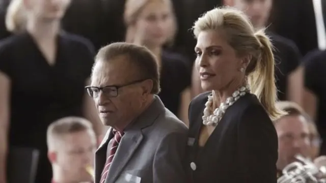 لاري كنغ و شون شوزوك