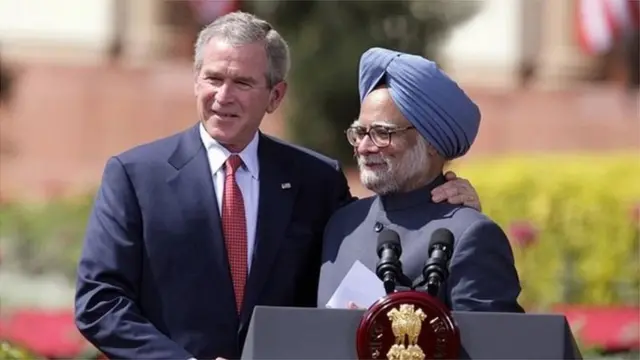 जॉर्ज बुश और मनमोहन सिंह