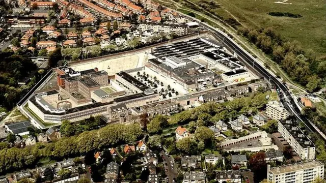 দ্য হেগ শহরের কাছে একটি অবকাশ যাপন কেন্দ্র