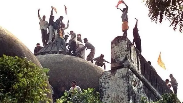 Бобур Масжиди бузилиши