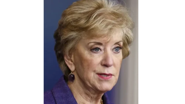 Linda wit blonde hair