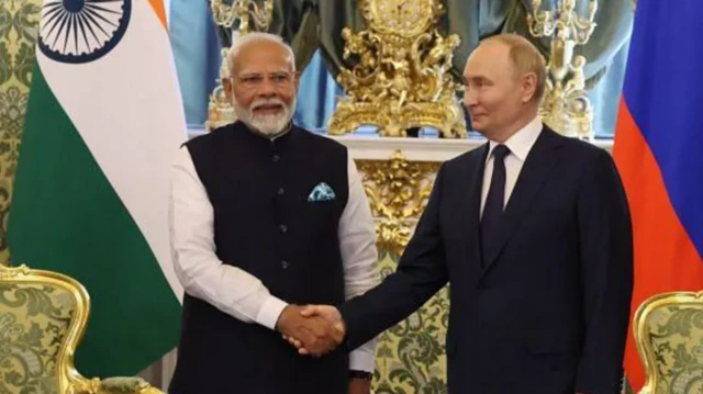 மோதி- புதின்