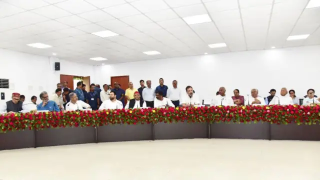 বিহারের রাজধানী পাটনায় গত মাসে বিরোধীদের প্রথম বৈঠক