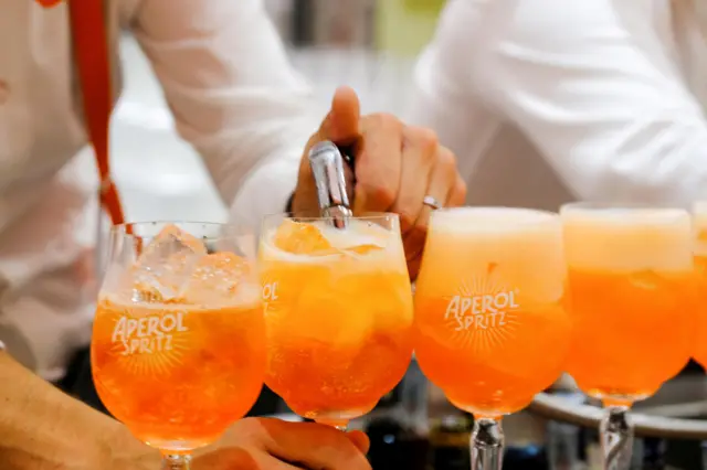 Abubuwan sha a kofuna 