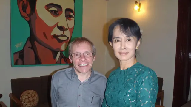 မစ္စတာရှောင်တာနဲနဲ့ ဒေါ်အောင်ဆန်းစုကြည်