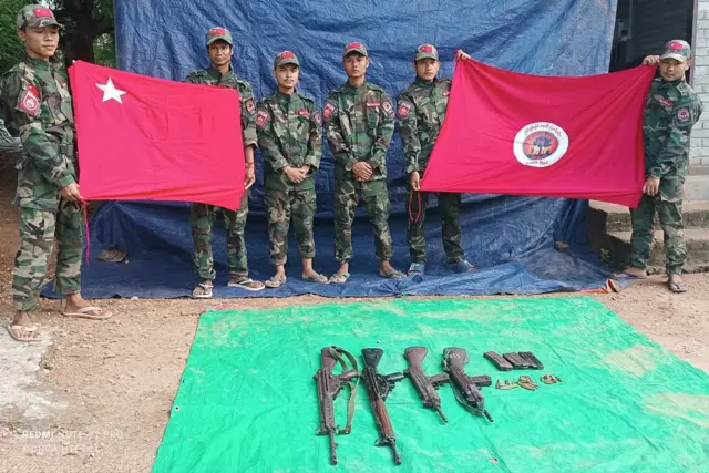 စစ်ဆင်ရေးအတွင်းမှာ မြင်ရတဲ့ နွားထိုးကြီး PDF တပ်ဖွဲ့ဝင်တွေ