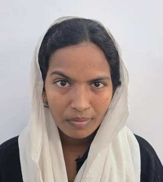 ரூபி அன்சாரி.
