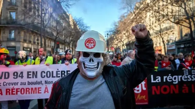 Protesta en contra de reformas de Macron