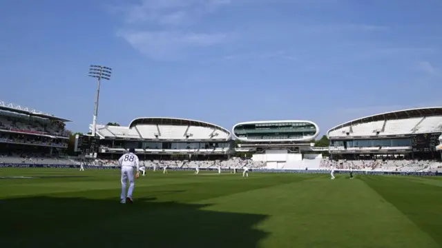 लॉर्ड्स के मैदान की तस्वीर