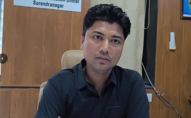 બીબીસી ગુજરાતી, ગુજરાત, બીબીસી, અમદાવાદ, સુરેન્દ્રનગર, શાહબુદ્દીન રાઠોડ, SIR, 