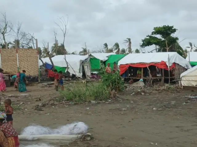 မိုခါမုန်တိုင်းတိုက်ခတ်ပြီး ၂ လအကြာမြင်ရတဲ့ ဗေဒါရွာ