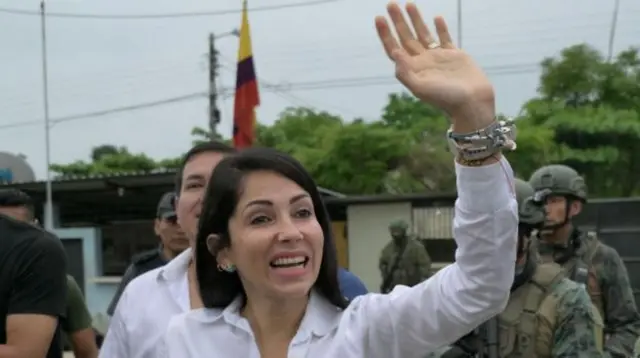 Luisa González saúda eleitores