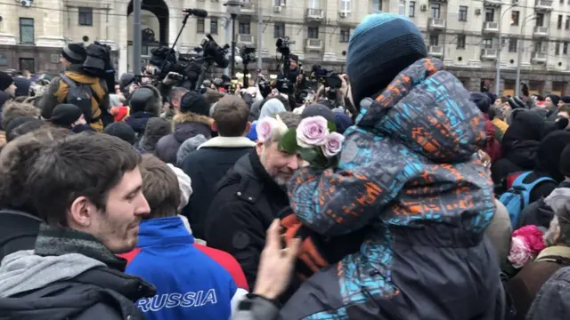 митинг в Лермонтовском сквере