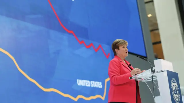 کریستالینا جورجیوا، رئیس صندوق بینالمللی پول در آغاز نشست بهاری مشترک سال ۲۰۲۵ این نهاد و بانک جهانی در واشنگتن، پایتخت آمریکا