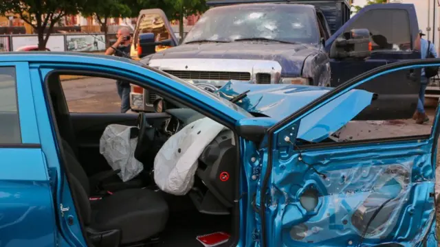 Auto chocado en Culiacán, Sinaloa