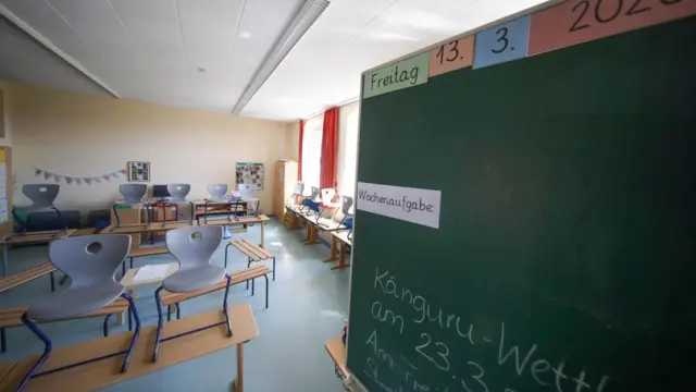 آلمان دارد برخی از محدودیتها را به آرامی حذف میکند و مدرسهها قرار است از چهارم مه باز شوند