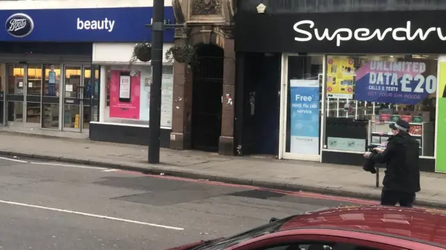 イギリスの別件逮捕・勾留 140時間以上の拘束 「異常だ」OBも首かしげ 岡崎署勾留死 | 毎日新聞