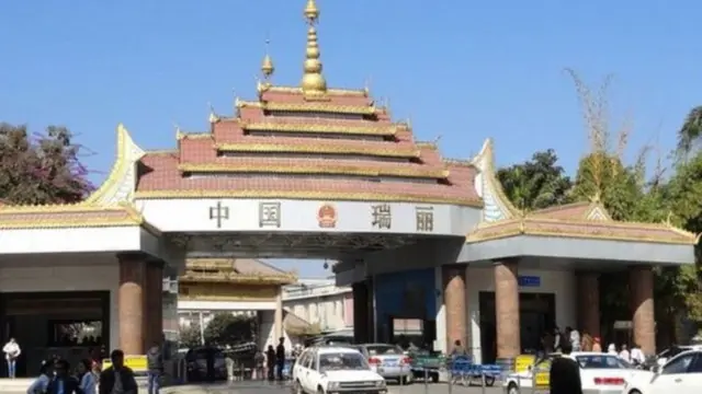 ပဲ၊ နှမ်းတွေကို တရုတ်ဖက်ကမဝယ်လို့ ကုန်သွယ်မှုကျတာတွေရှိတယ်။ ဒီစနစ်ကြောင့် ပြန်အဆင်ပြေမလား၊ ဒီစနစ်အောင်မြင်မမြင်က လုပ်ကြည့်မှသိမယ်