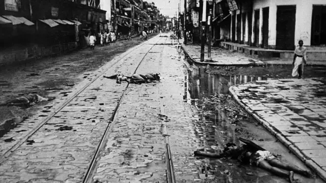 দাঙ্গা শুরুর ১২ দিন পরেও কলকাতার রাস্তায় মৃতদেহ পরে ছিল