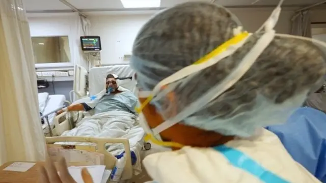 ஒமிக்ரான்